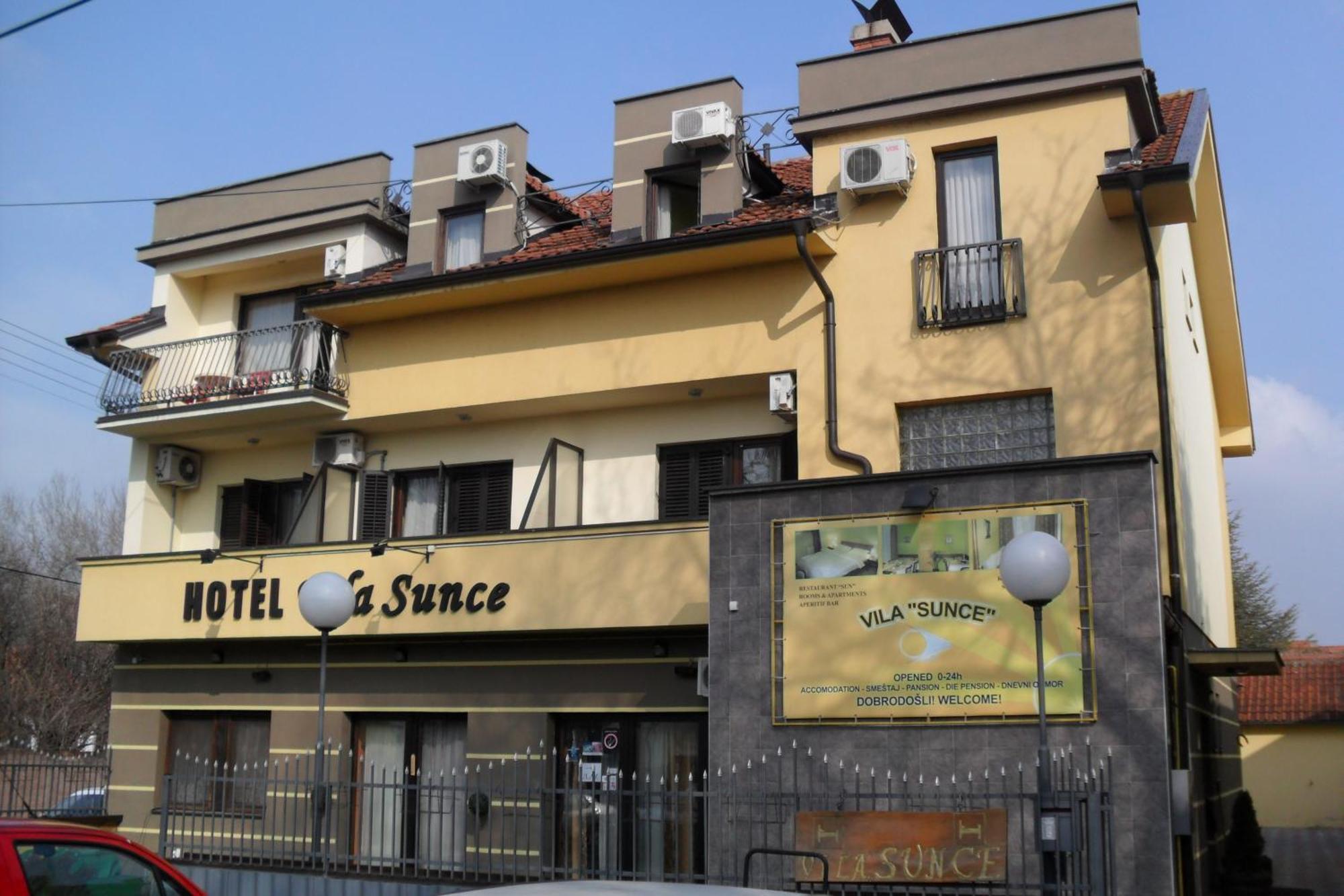 Hotel Vila Sunce Stara Pazova Exteriér fotografie