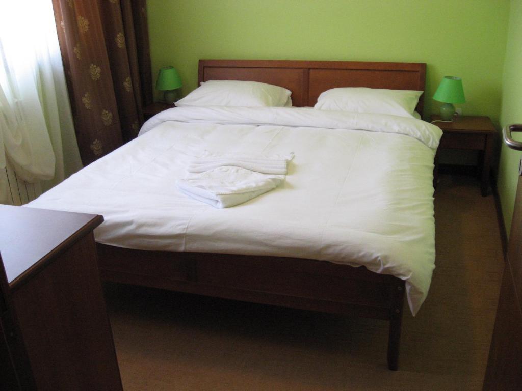 Hotel Vila Sunce Stara Pazova Pokoj fotografie